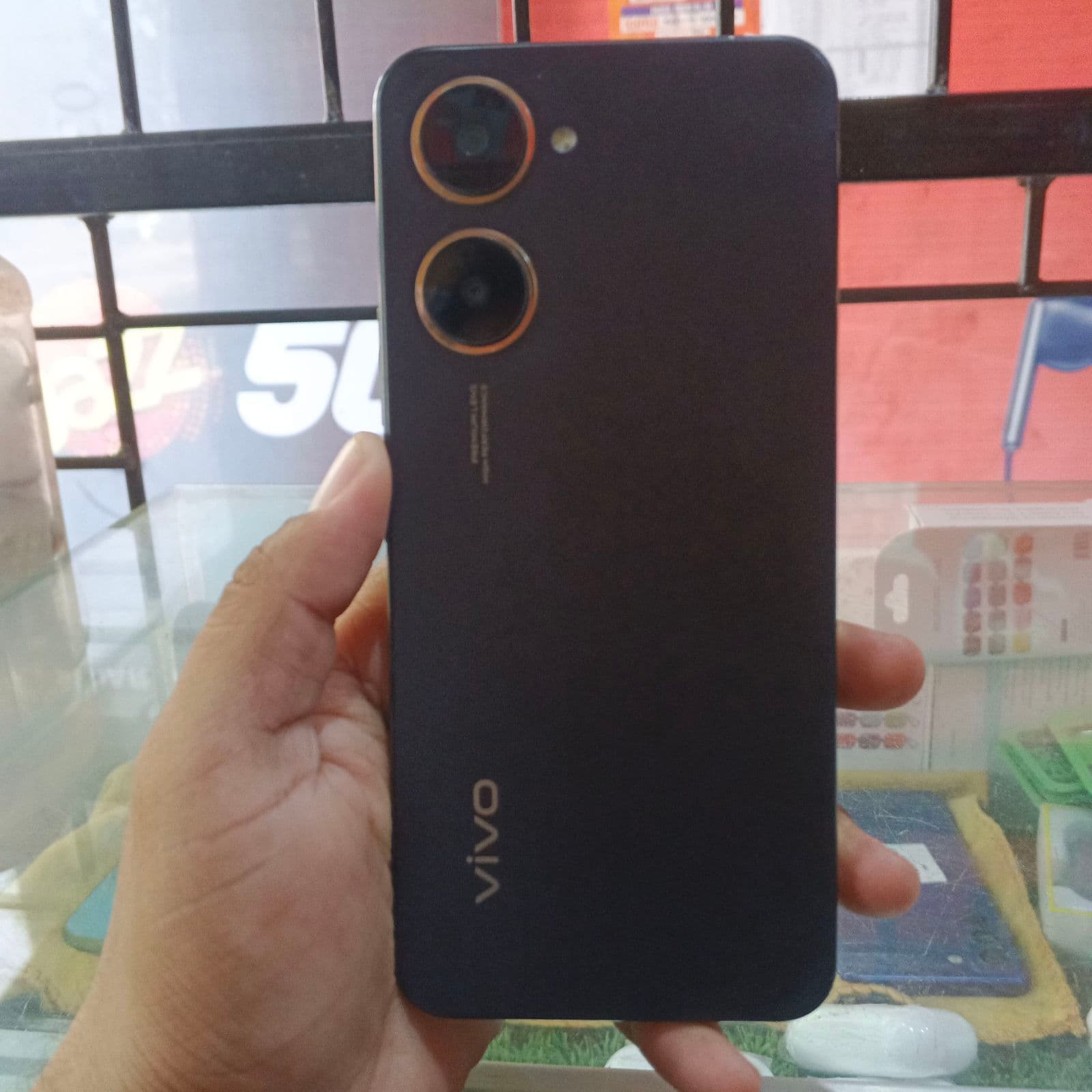 Vivo Y03 4GB / 64GB in Space Black — photo 1