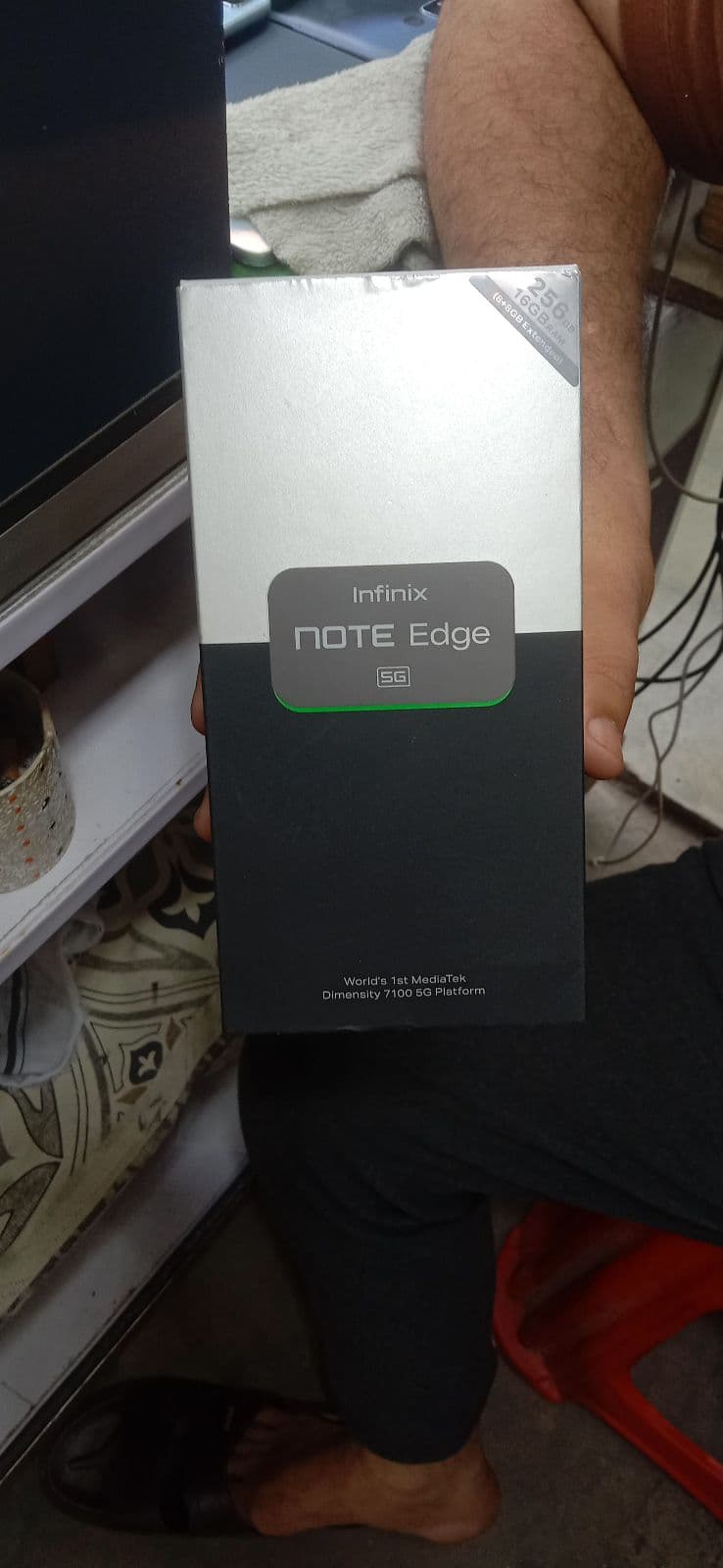 Infinix Note Edge · 8GB / 256GB