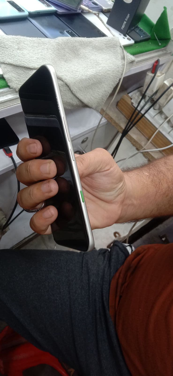Infinix Note Edge 8GB / 256GB in Lunar Titanium — photo 4