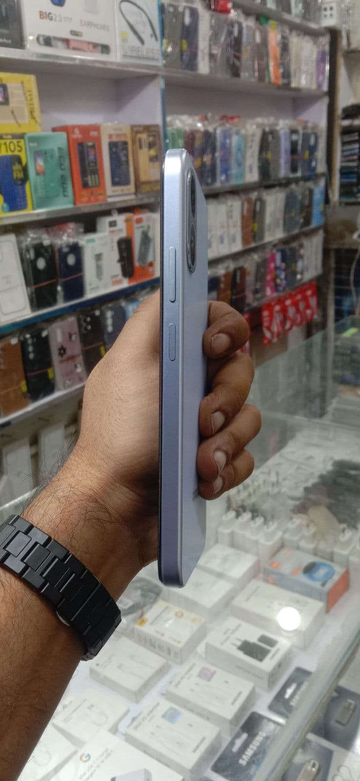 Oppo A6k 6GB / 128GB in Crystal Blue — photo 4