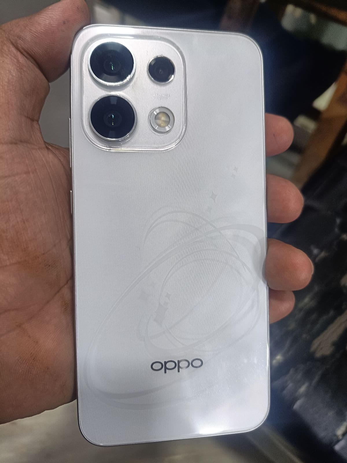 Oppo Reno 16 F 5G · 8GB / 256GB