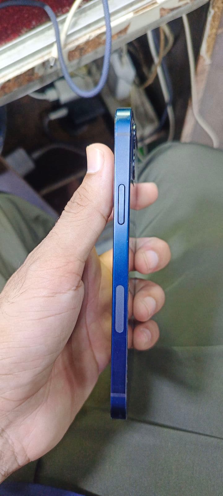 Apple iPhone 12 64GB in Blue — photo 2