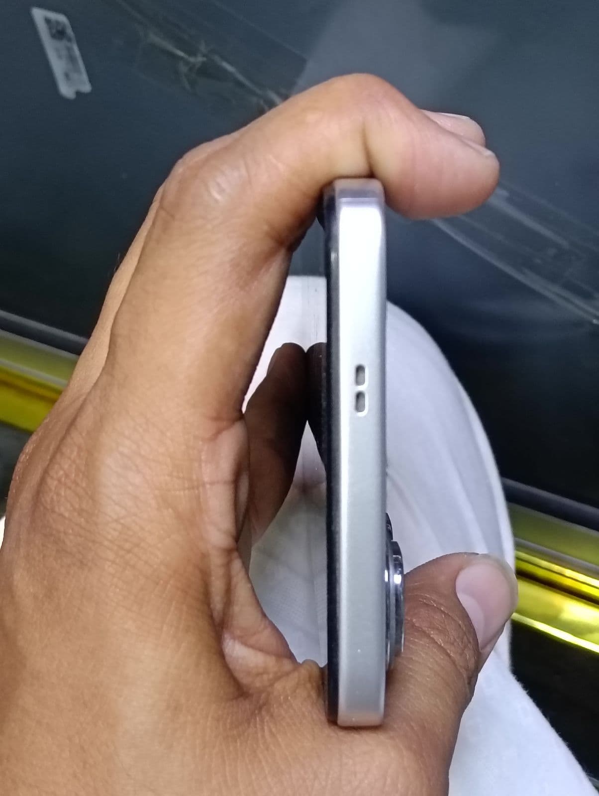 Infinix Hot 60i 6GB / 128GB in Titanium Silver — photo 5