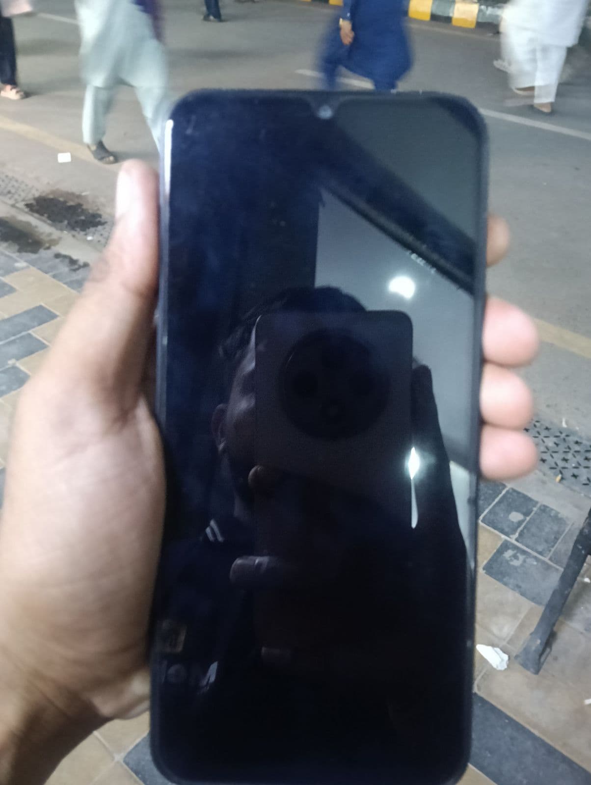 Xiaomi Redmi A7 Pro 4GB / 128GB in Black — photo 2