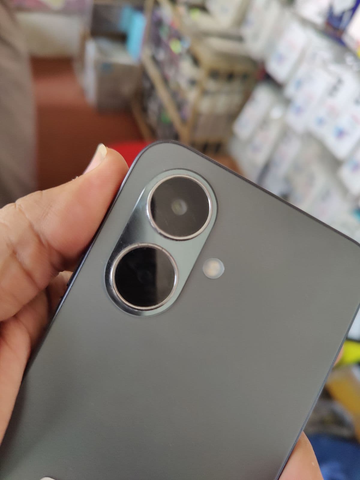 Tecno Spark Go 2 4GB / 64GB in Ink Black — photo 3