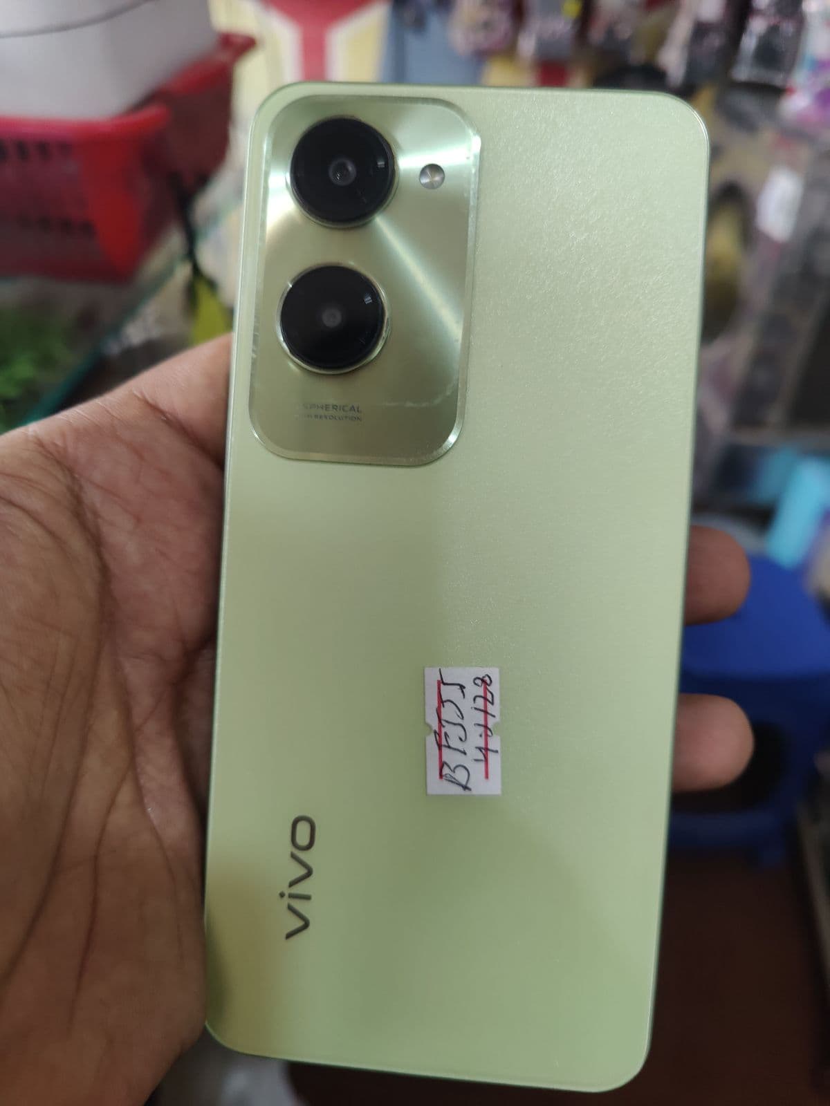 Vivo Y18 · 4GB / 128GB