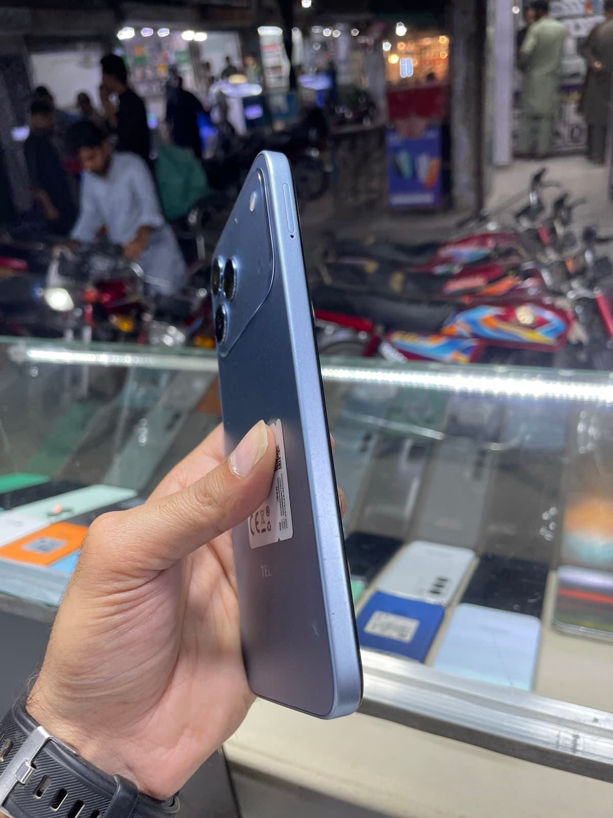 Tecno Spark 50 6GB / 128GB in Halo Blue — photo 2