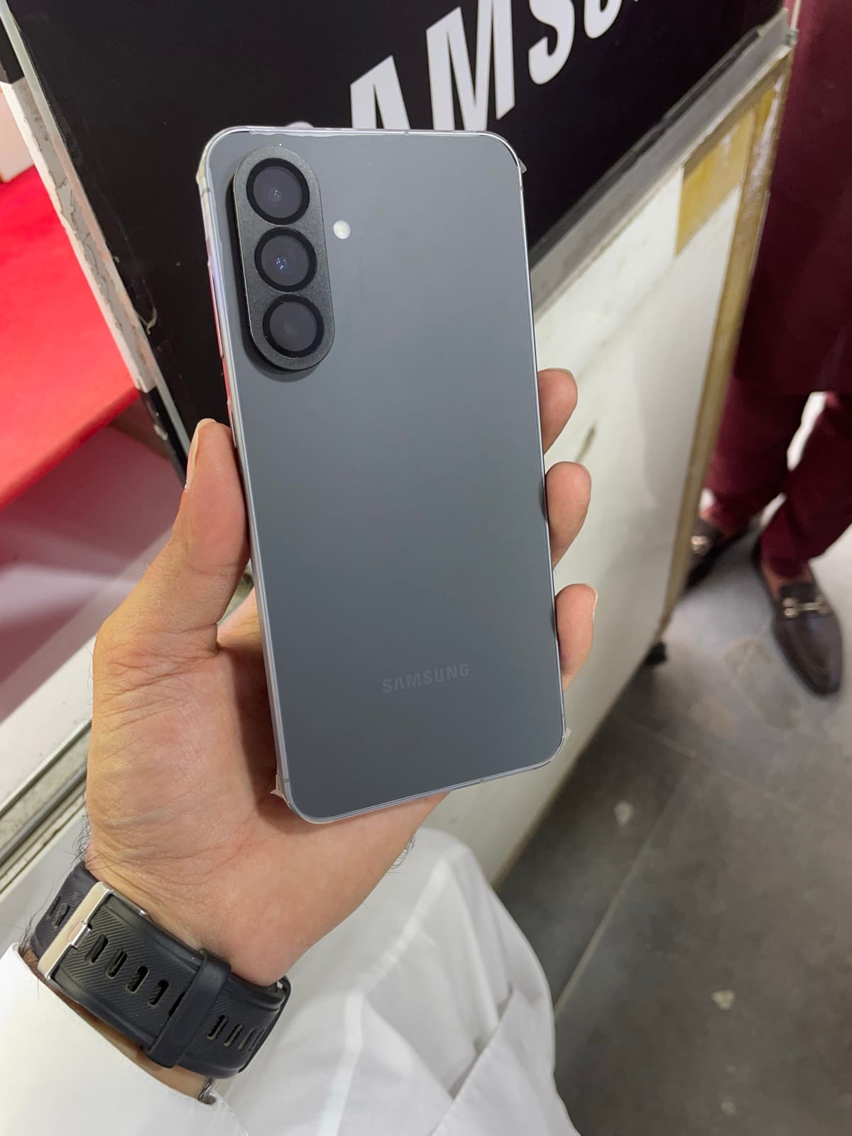 Galaxy A56 5G · 12GB / 256GB