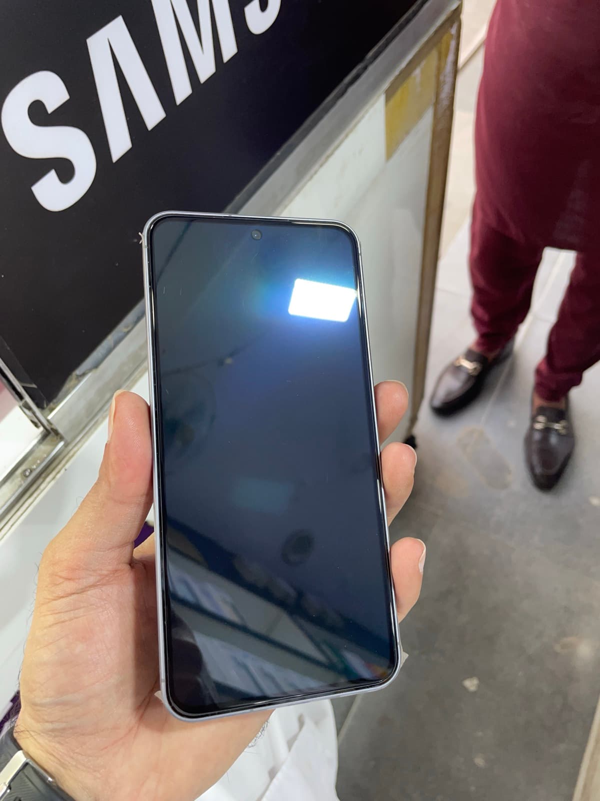 Samsung Galaxy A56 5G 12GB / 256GB in Awesome Graphite — photo 5