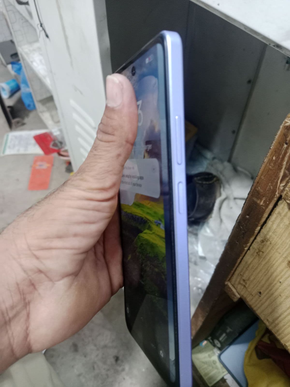 Oppo A5i 4GB / 128GB in Titanium Purple — photo 3