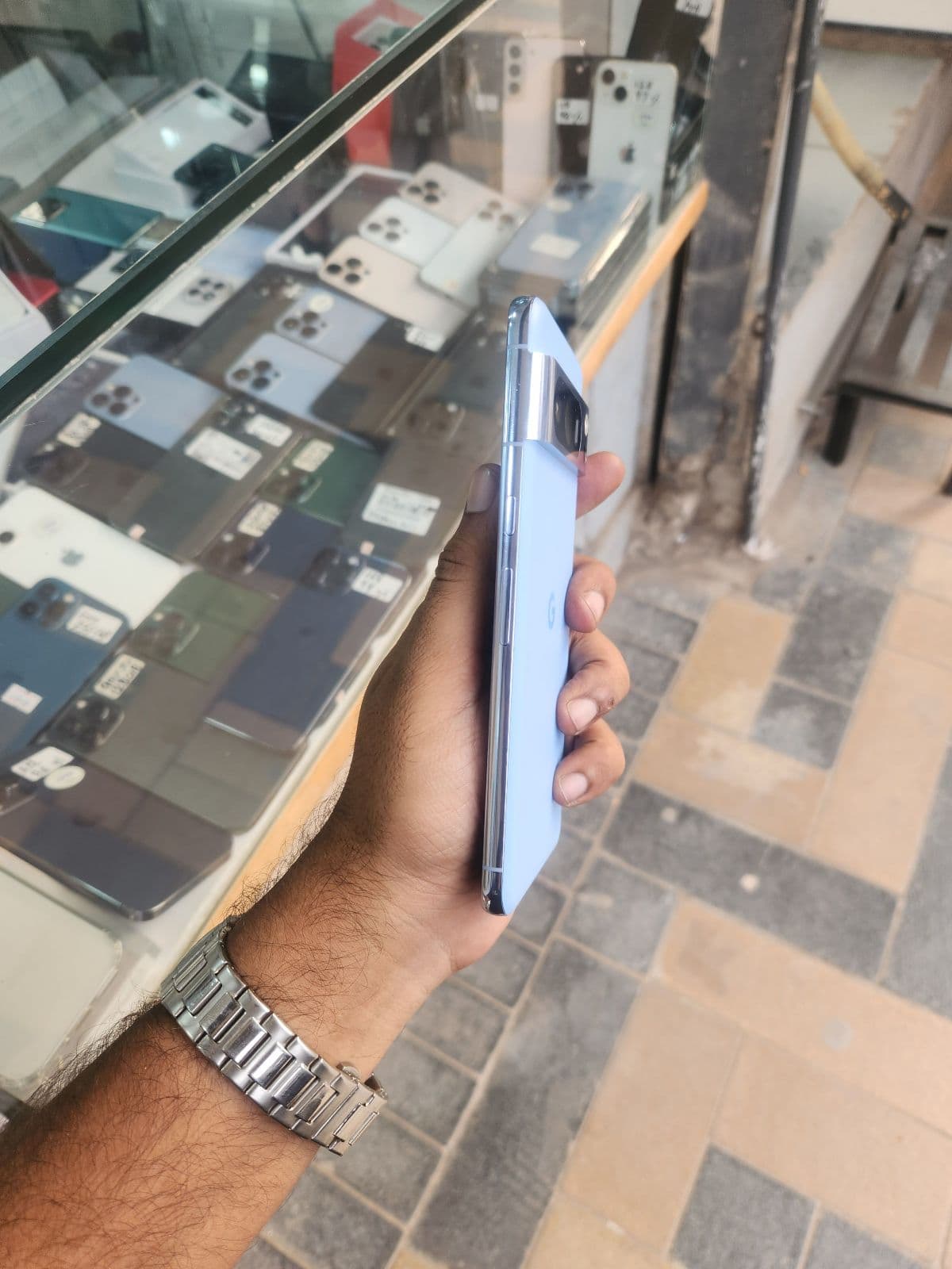 Google Pixel 8 Pro 12GB / 128GB in Bay — photo 3