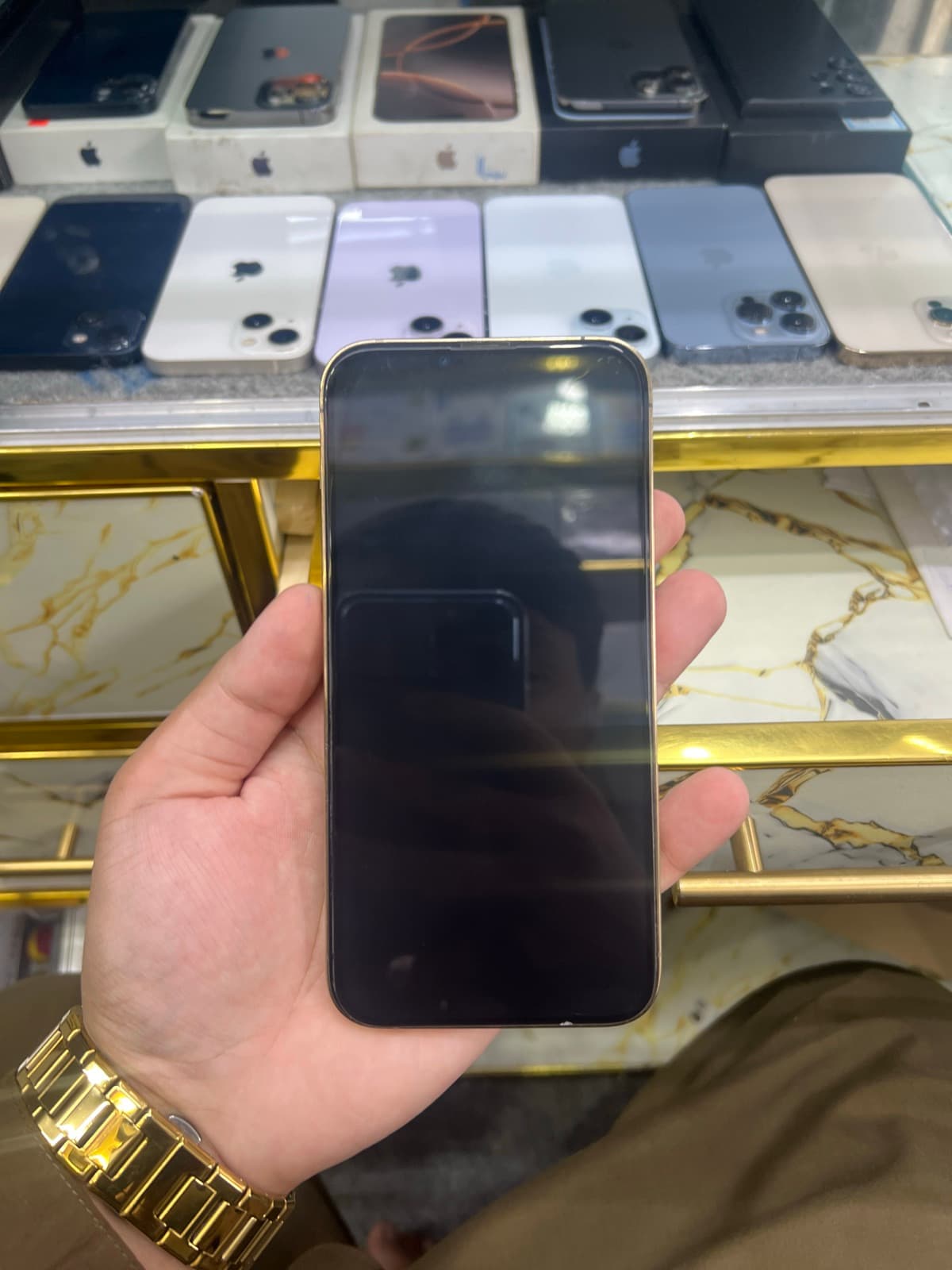 Apple iPhone 13 Pro Max 128GB in Gold — photo 2