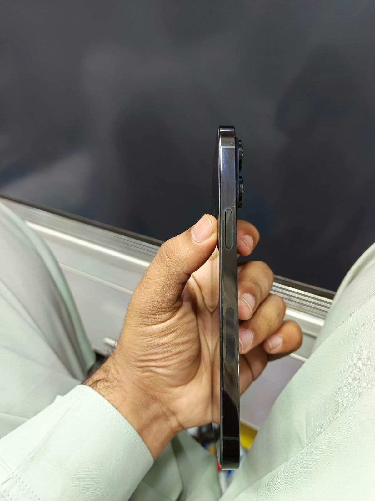 Apple iPhone 14 Pro Max 256GB in Deep Purple — photo 2