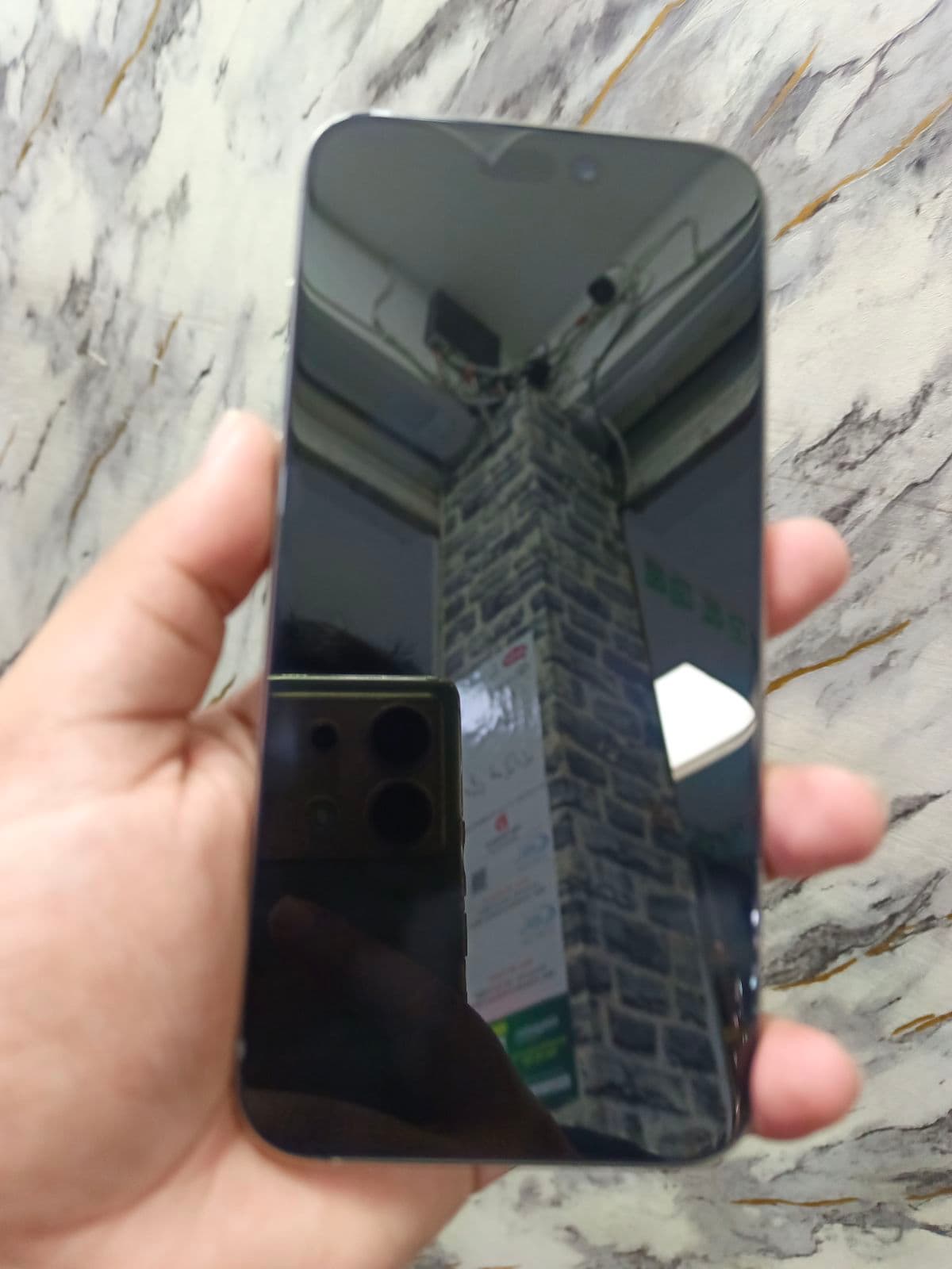 Apple iPhone 15 Pro Max 256GB in Natural Titanium — photo 3