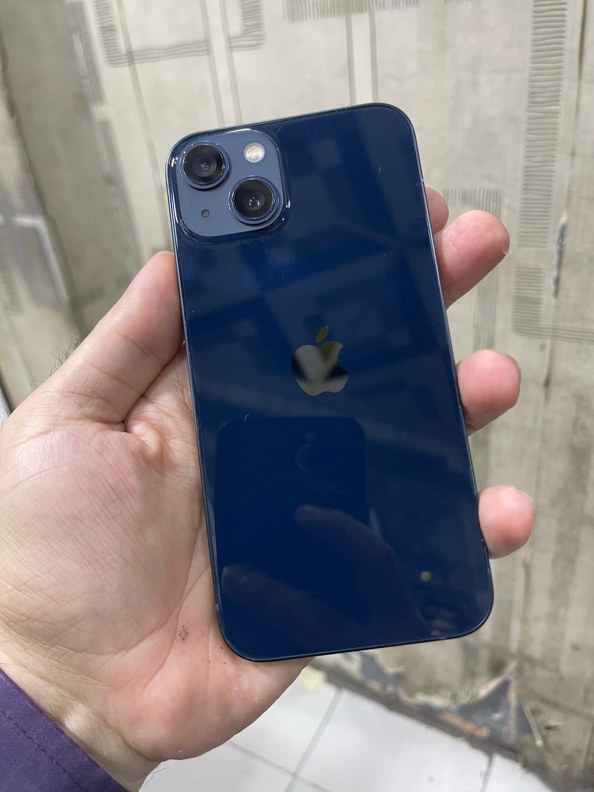 iPhone 13 · 256GB