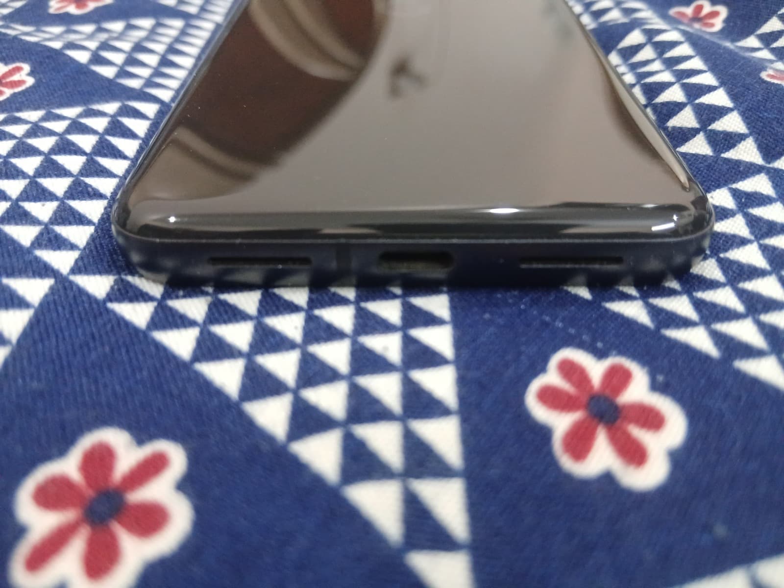 Google Pixel 8 8GB / 128GB in Obsidian — photo 4