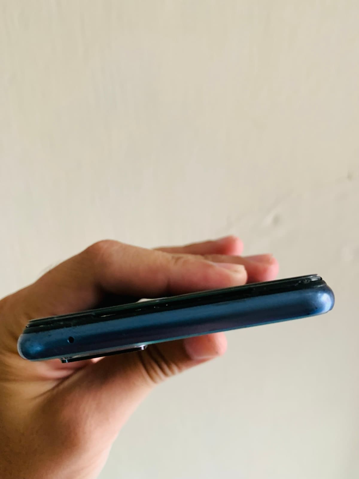Vivo V20 8GB / 128GB in Midnight Jazz — photo 4