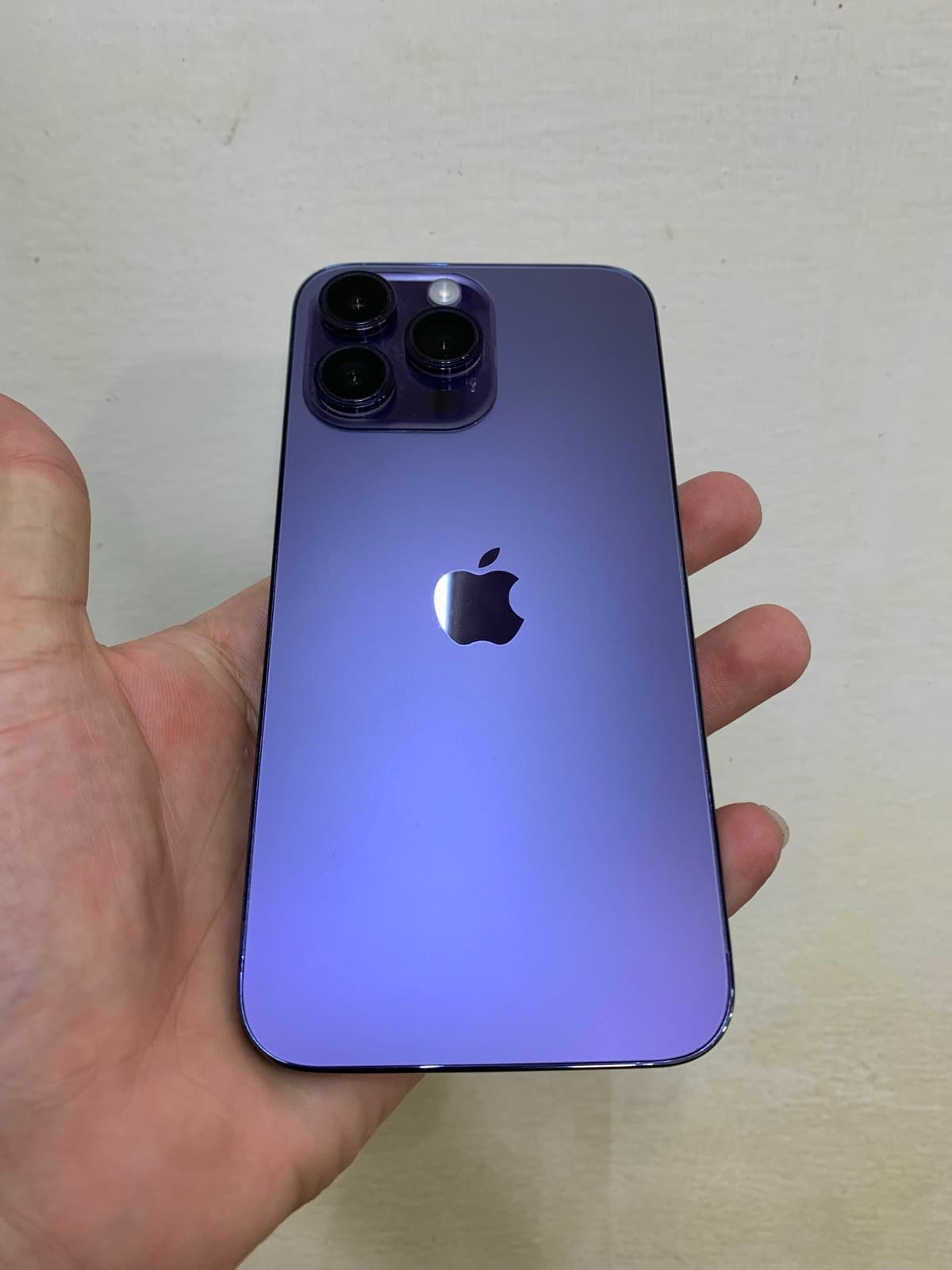 Apple iPhone 14 Pro Max 128GB in Deep Purple — photo 1