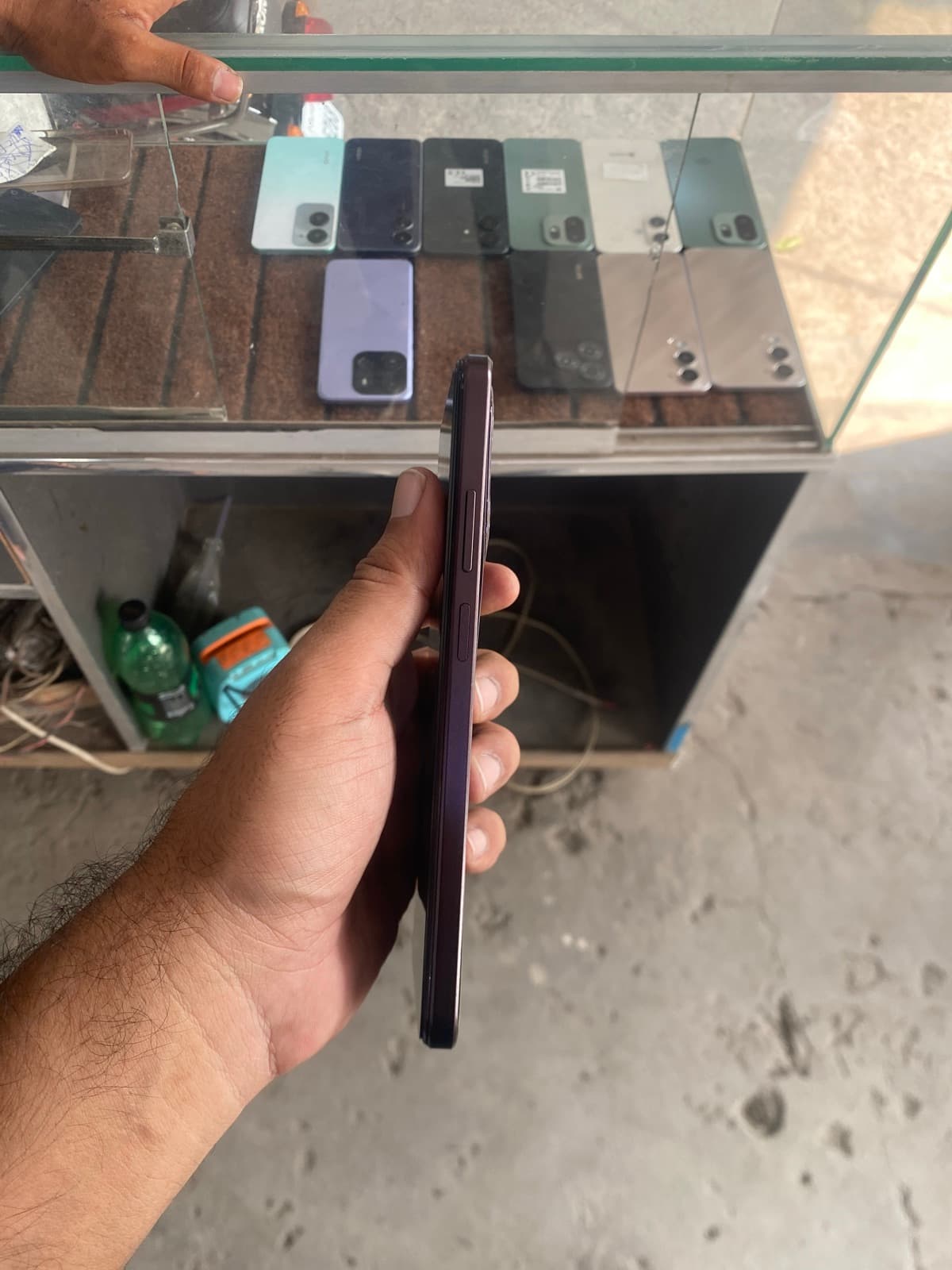 Oppo A3x 4GB / 64GB in Nebula Red — photo 4