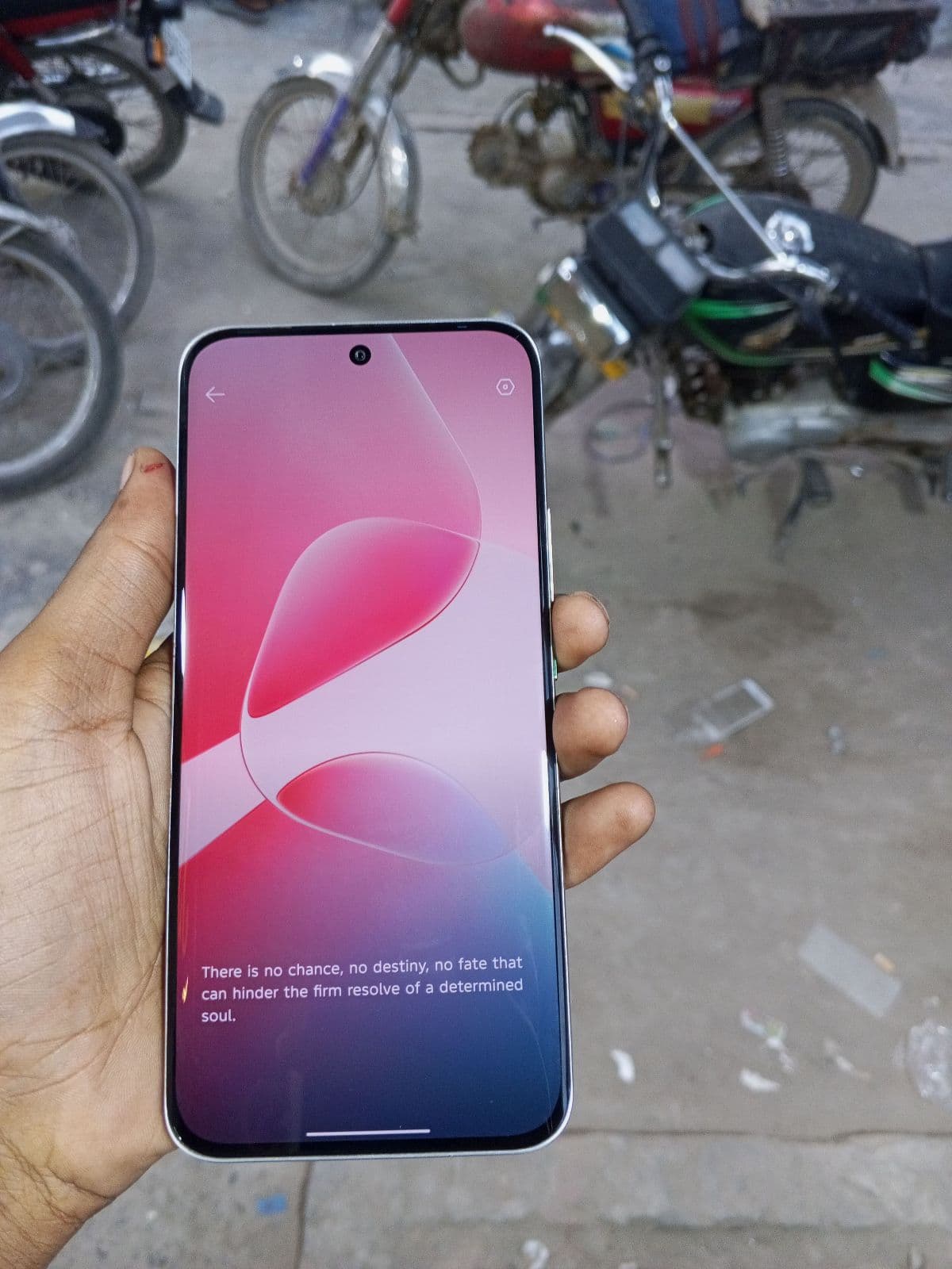 Infinix Hot 60 Pro+ 8GB / 128GB in Titanium Grey — photo 2