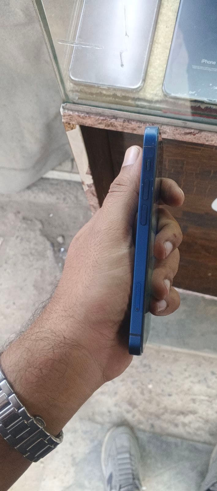 Apple iPhone 12 mini 64GB in Blue — photo 3