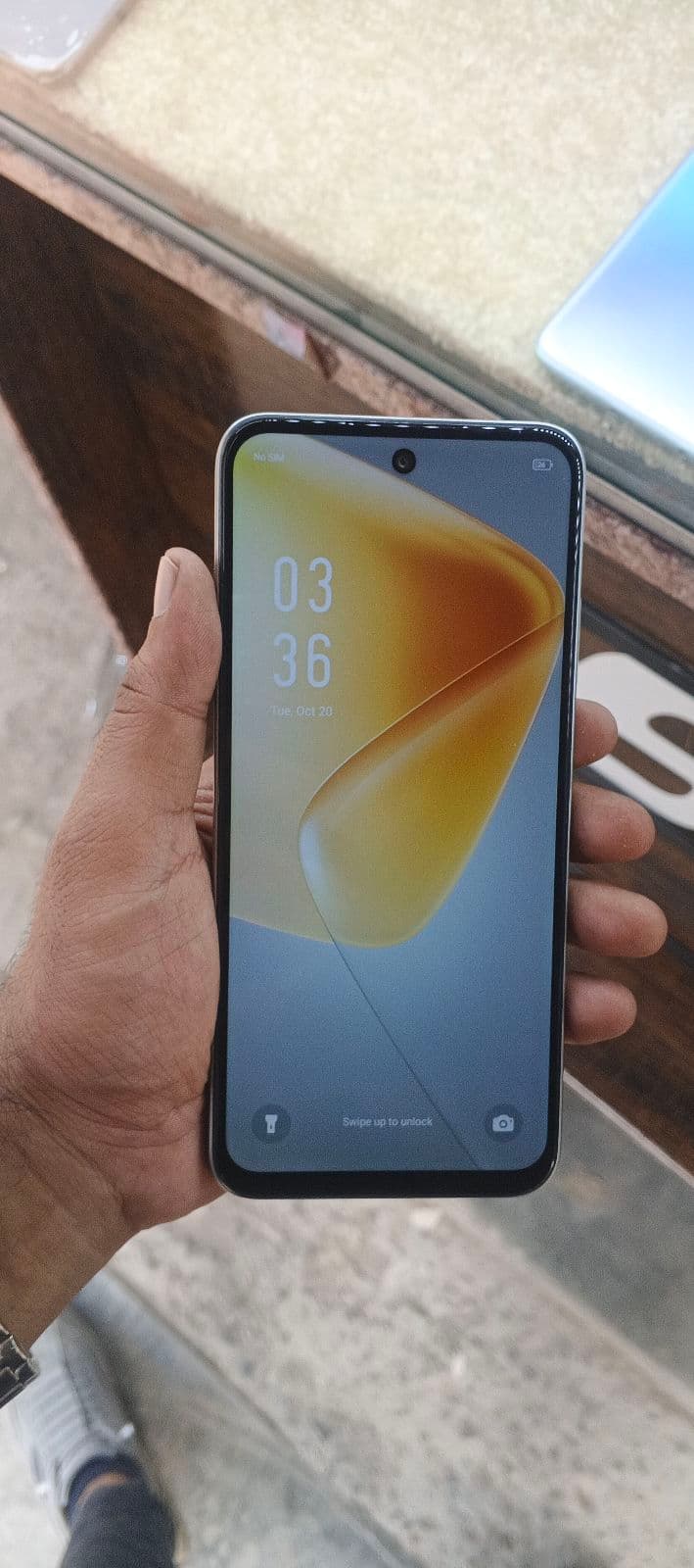 Infinix Hot 50i 6GB / 128GB in Titanium Grey — photo 2
