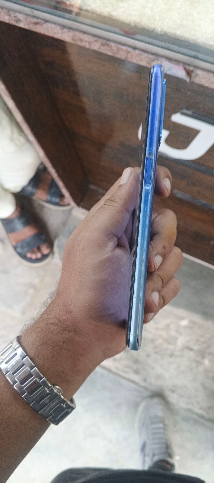 Oppo A54 4GB / 128GB in Starry Blue — photo 3