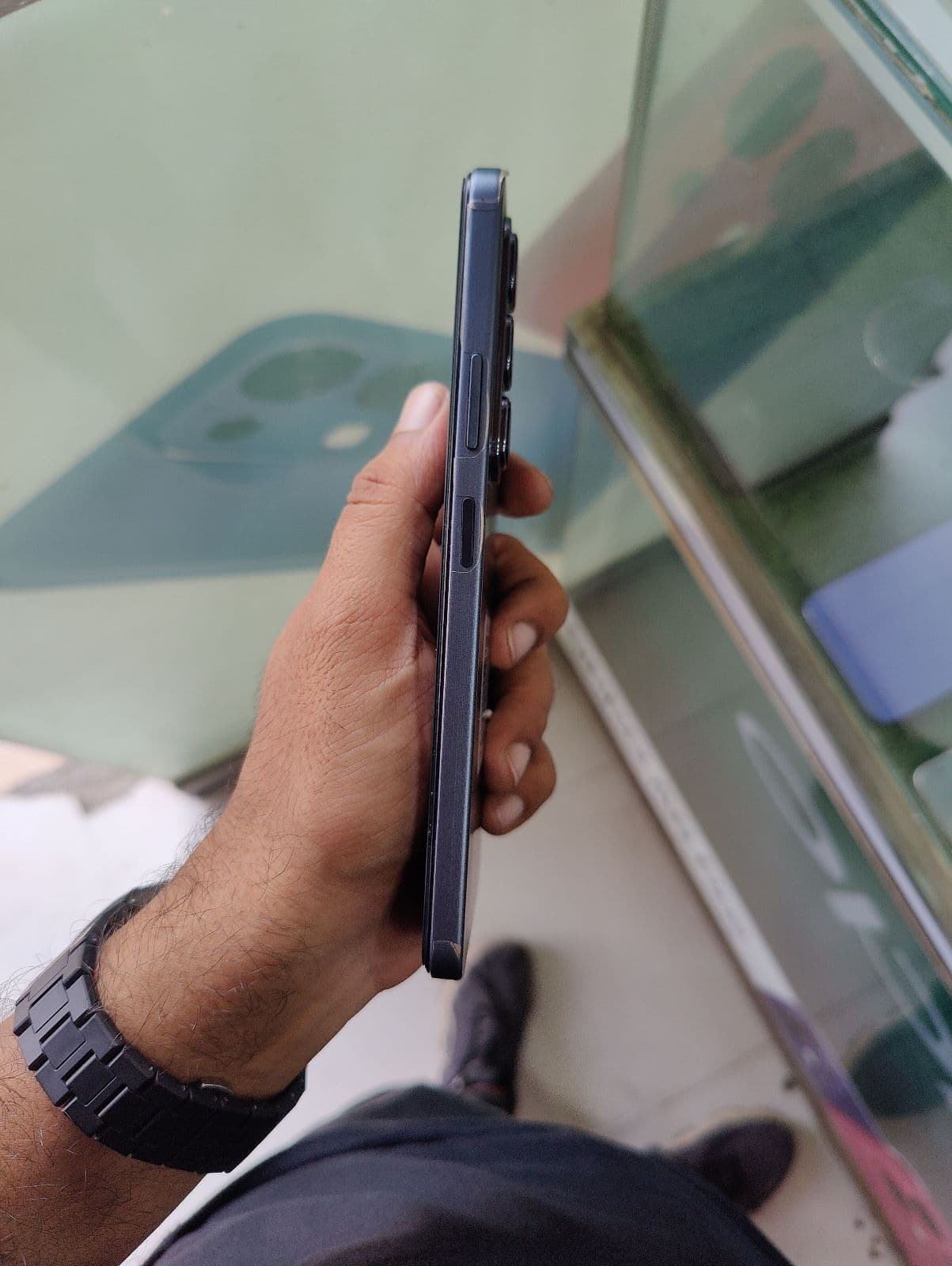 Infinix Hot 50 8GB / 128GB in Titanium Grey — photo 3
