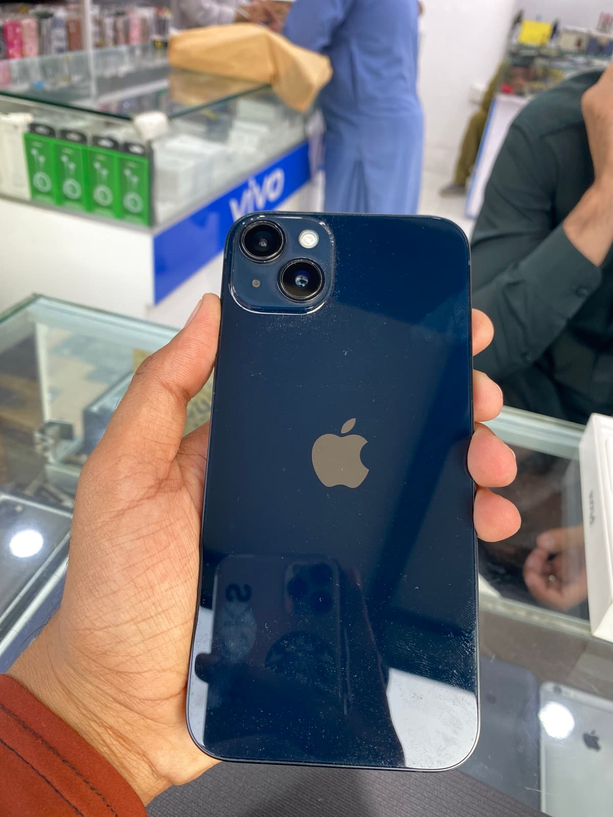 Apple iPhone 14 Plus 128GB in Midnight — photo 2