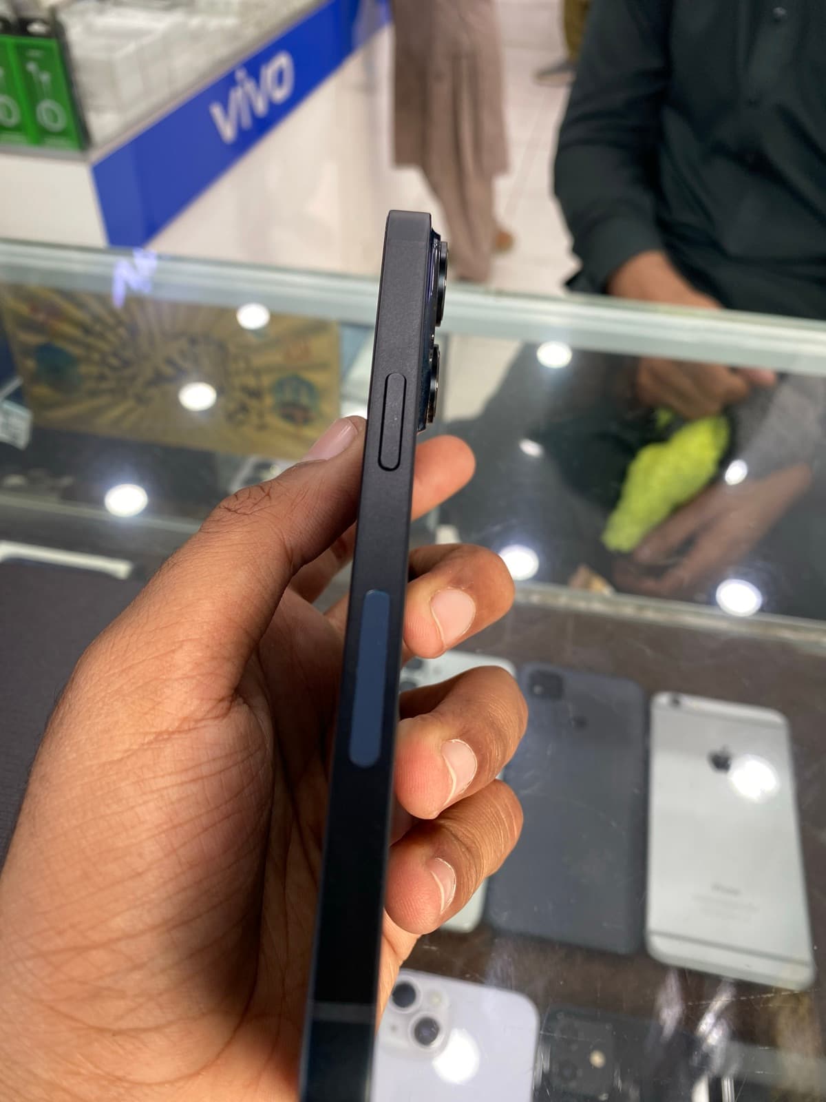 Apple iPhone 14 128GB in Blue — photo 5