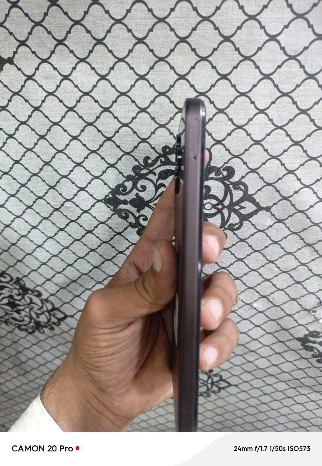 Oppo A6c 4GB / 64GB in Stone Brown — photo 3