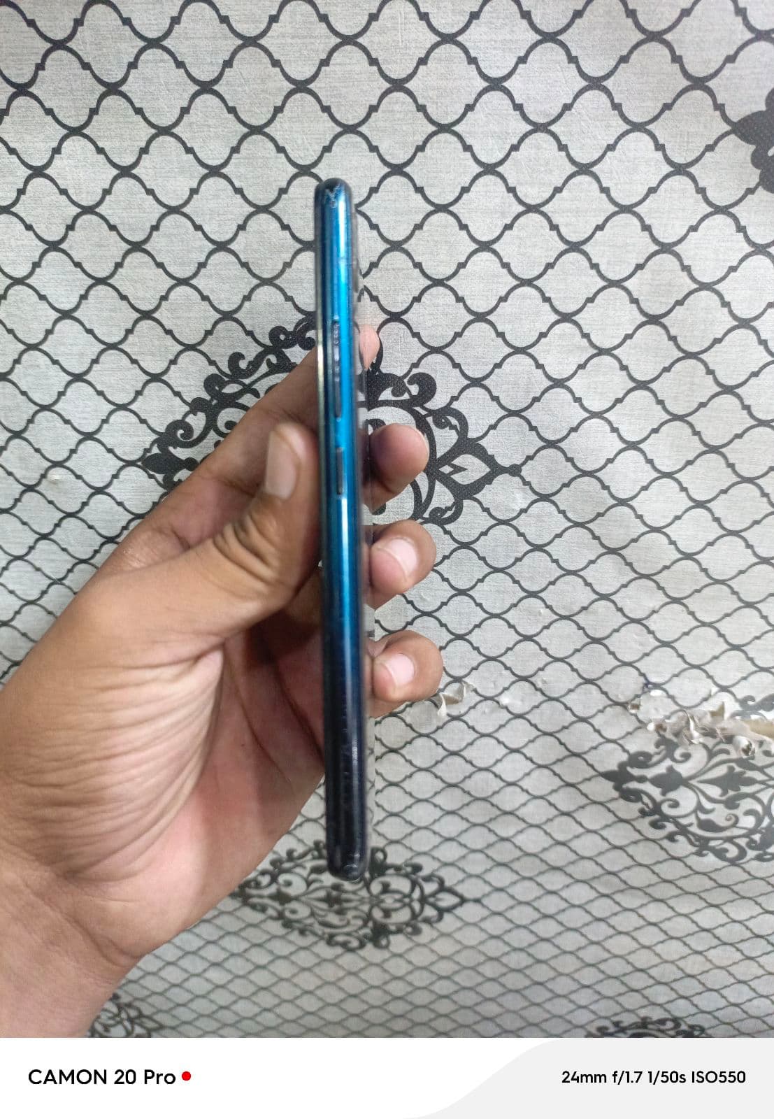 Vivo Y11 3GB / 32GB in Mineral Blue — photo 2