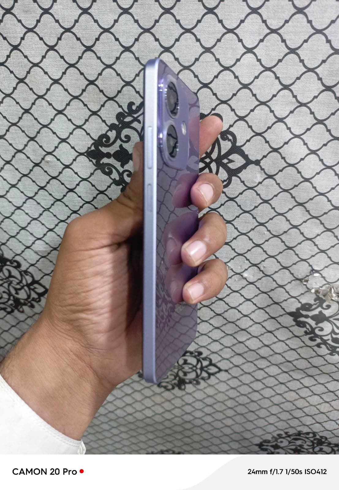 Oppo A5i 4GB / 64GB in Titanium Purple — photo 2