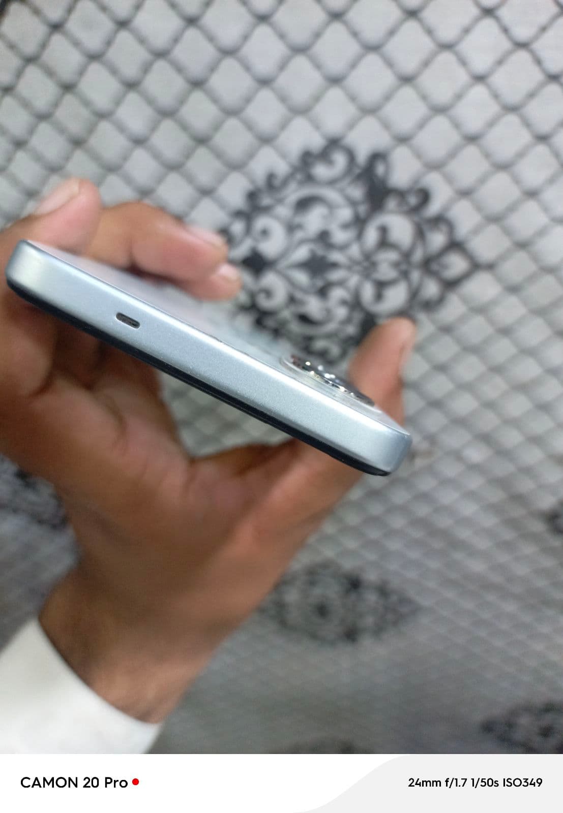Tecno Spark Go 2 4GB / 64GB in Ink Black — photo 3