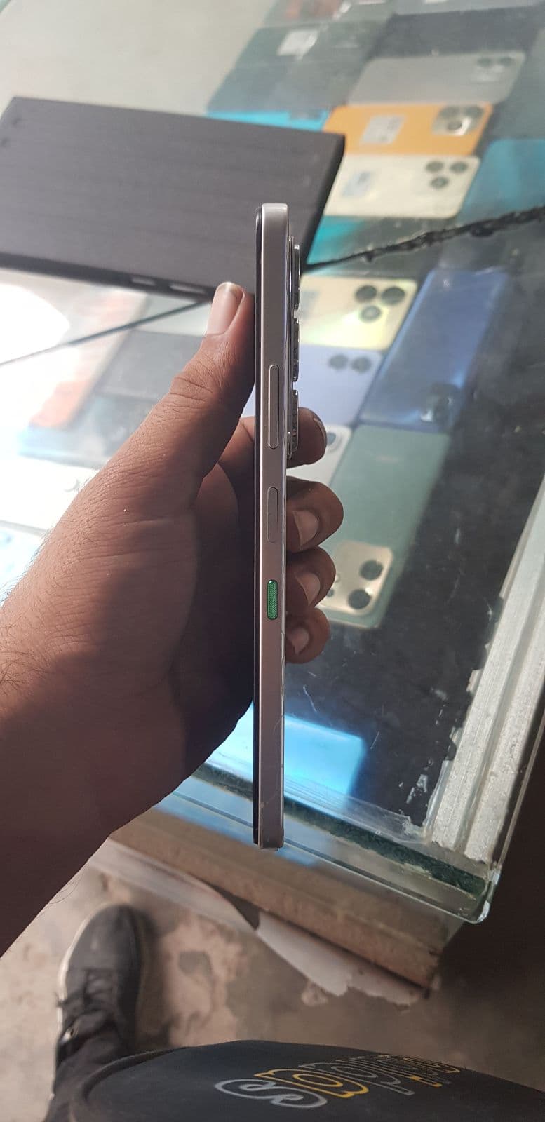 Infinix Hot 60 Pro 8GB / 128GB in Titanium Silver — photo 4