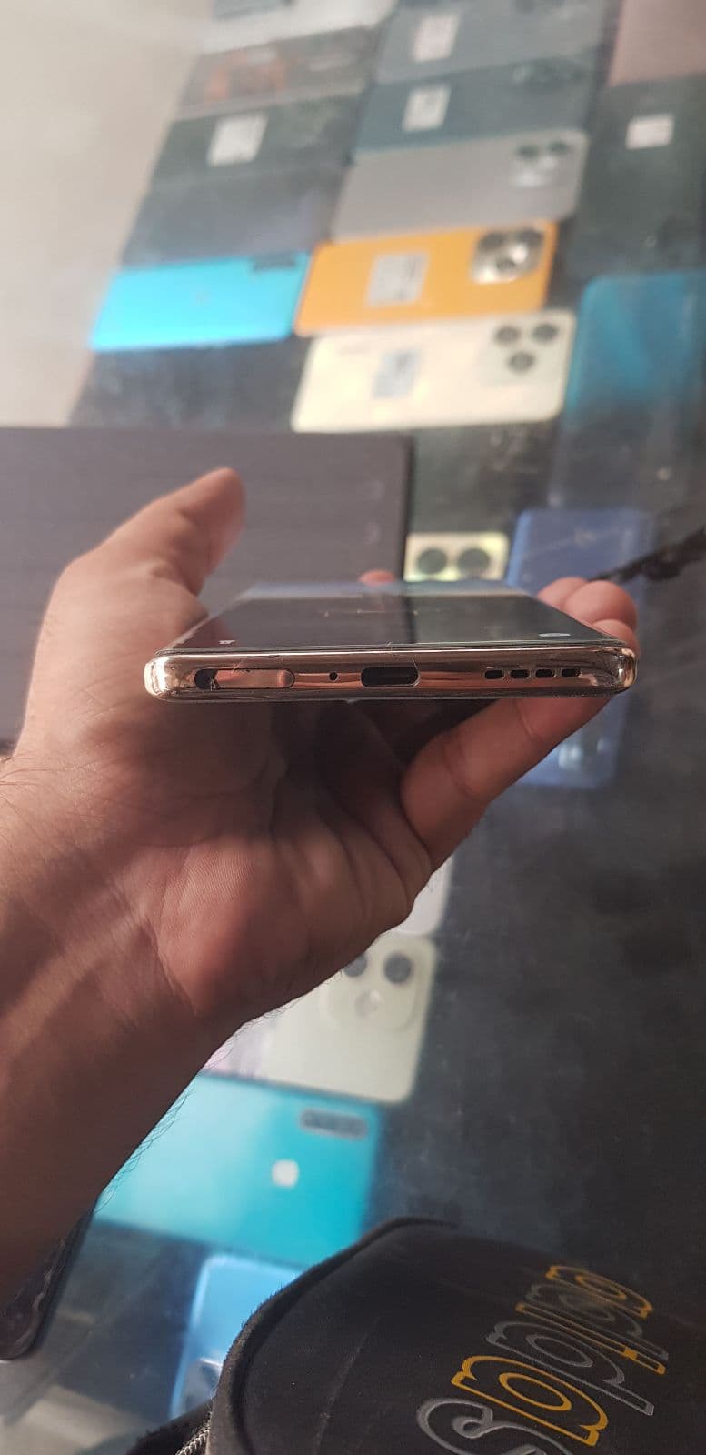 Infinix Zero 30 8GB / 256GB in Rome Green — photo 5