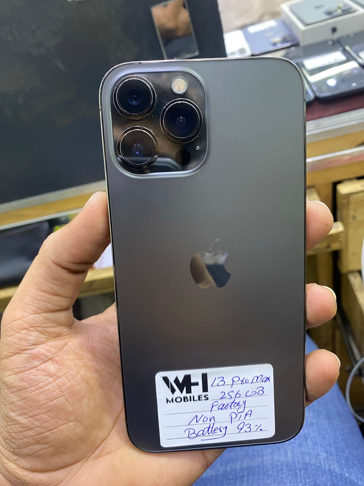 iPhone 13 Pro Max · 256GB