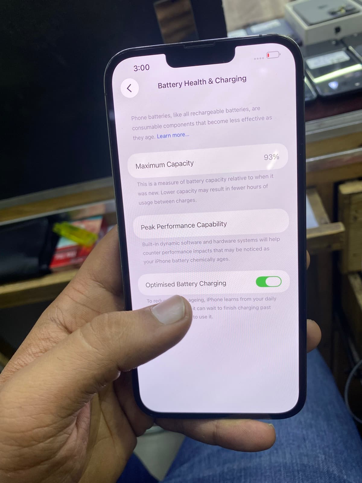 Apple iPhone 13 Pro Max 256GB in Graphite — photo 3