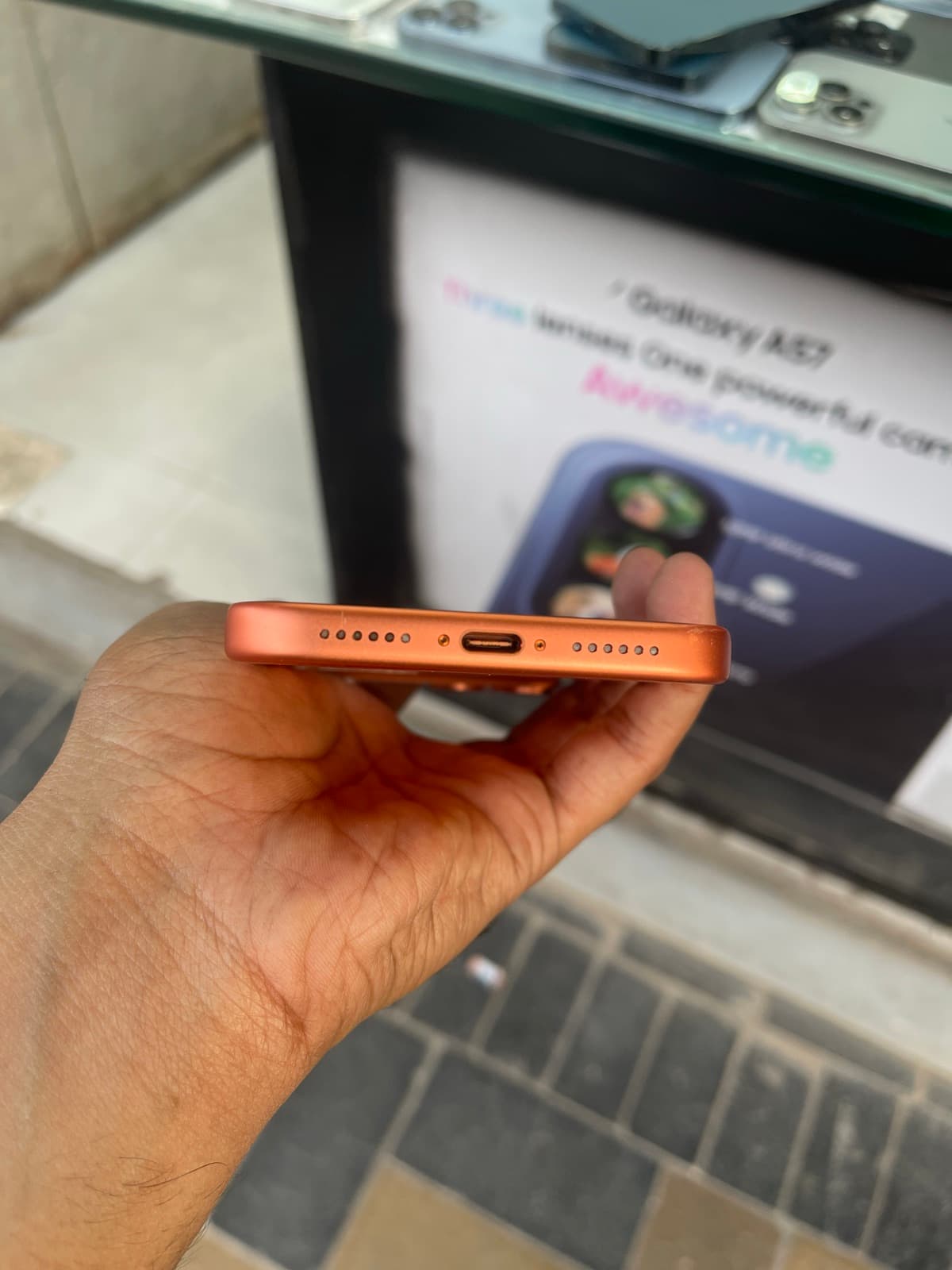 Apple iPhone 17 Pro Max 512GB in Cosmic Orange — photo 4