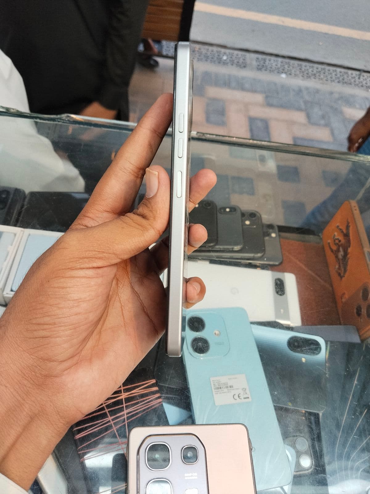 Tecno Spark Go 3 4GB / 128GB in Aurora Purple — photo 3