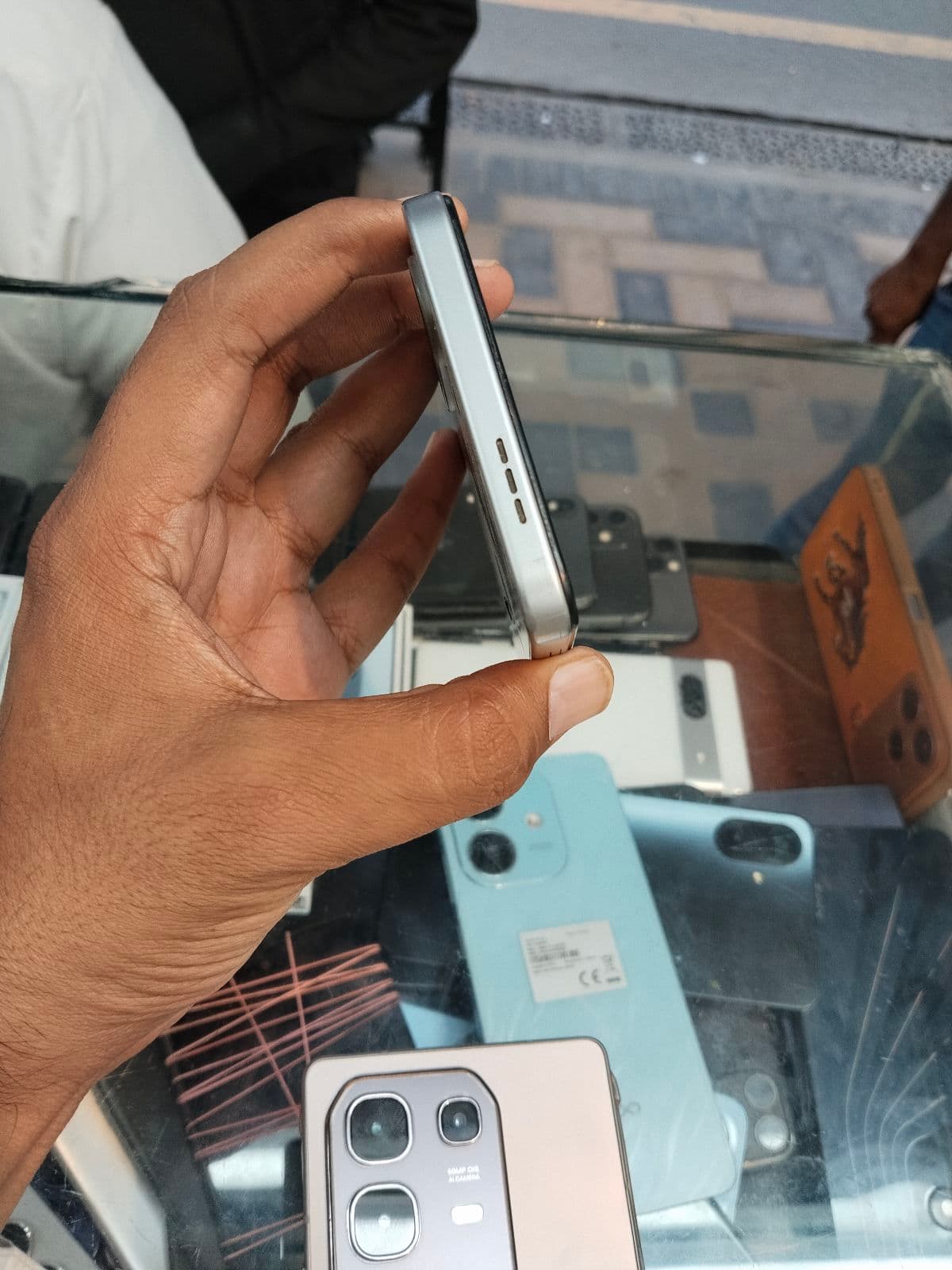 Tecno Spark Go 3 4GB / 128GB in Aurora Purple — photo 4