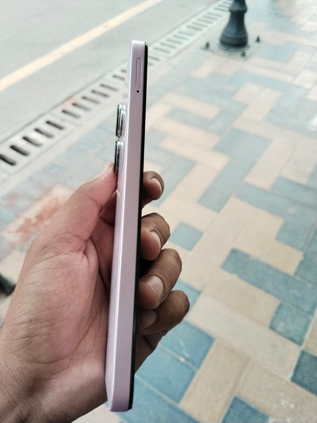 Xiaomi Redmi 13 8GB / 128GB in Pearl Pink — photo 2