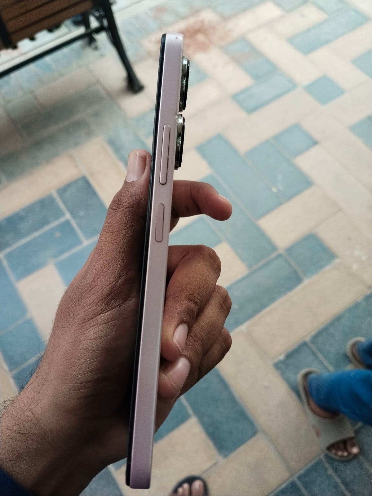 Xiaomi Redmi 13 8GB / 128GB in Pearl Pink — photo 3
