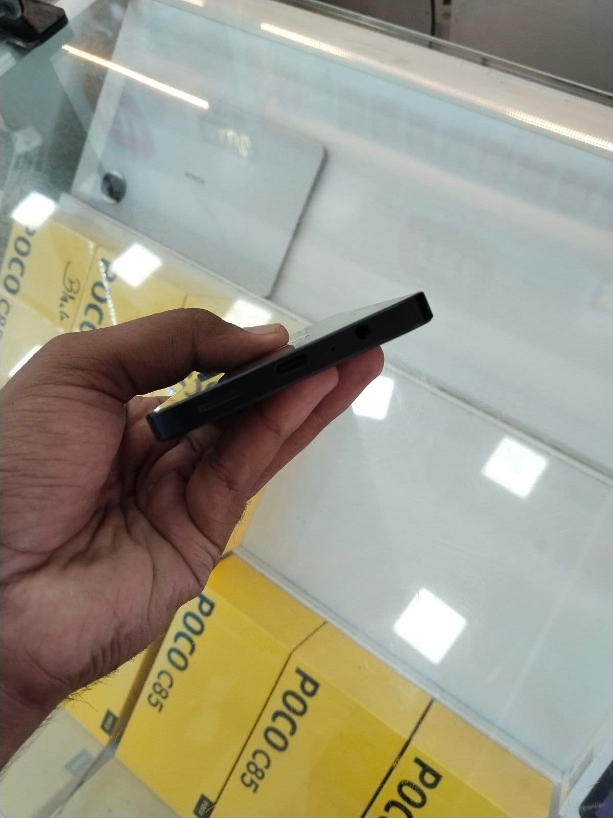 Samsung Galaxy A07 4GB / 64GB in Black — photo 3