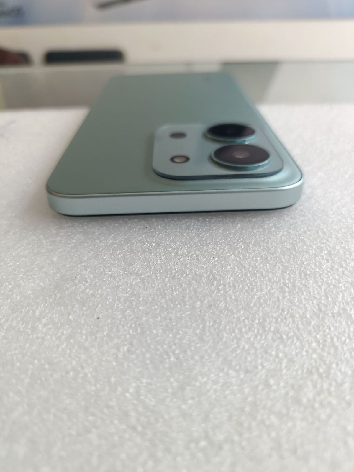 Xiaomi Redmi 15C 6GB / 128GB in Mint Green — photo 3
