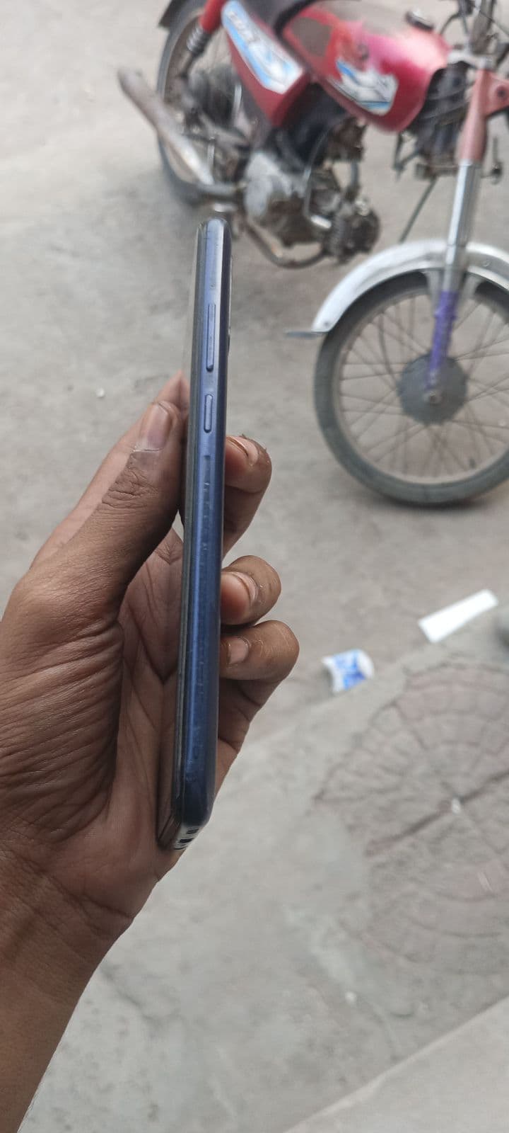 Samsung Galaxy A02s 4GB / 64GB in Blue — photo 5