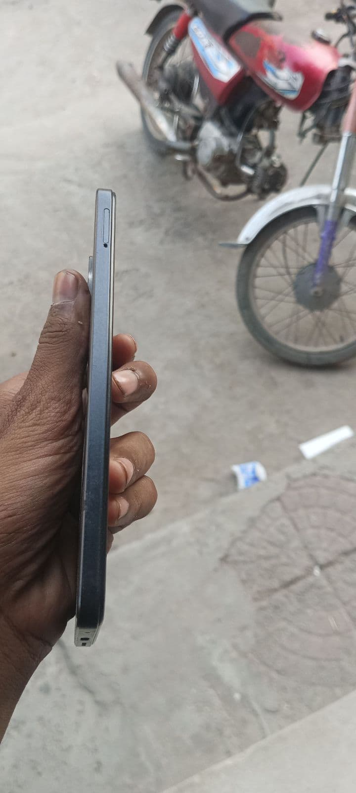 Xiaomi Redmi Note 12 8GB / 256GB in Onyx Gray — photo 4