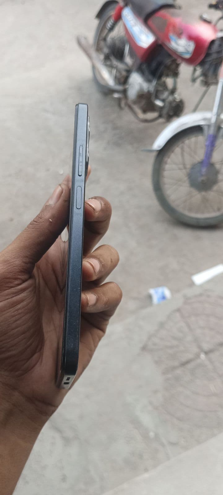 Xiaomi Redmi Note 12 8GB / 256GB in Onyx Gray — photo 5