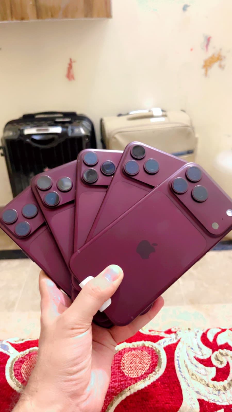 Apple iPhone 18 Pro Max 256GB in Burgundy — photo 3