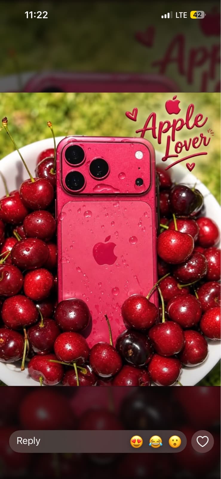 Apple iPhone 18 Pro Max 256GB in Glacier — photo 2